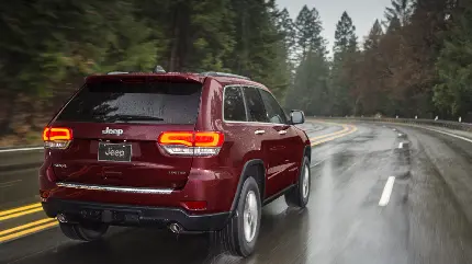 Red Jeep Grand Cherokee high quality photos