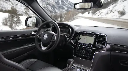 Jeep Grand Cherokee 2020 cabin photos