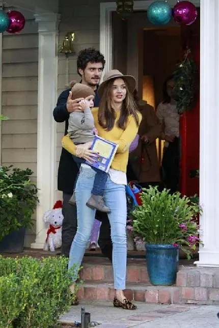 Miranda Kerr and ex-husband Orlando Bloom HD wallpaper