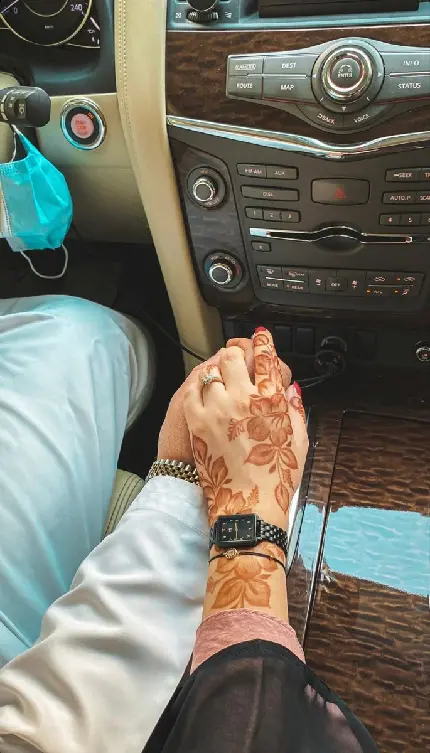Couple hands in car romantic image for international Promise Day