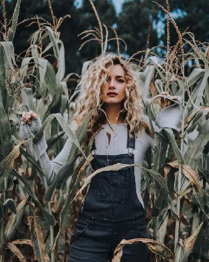 Unique Girl Nature Picture for Social Media Profile Photos