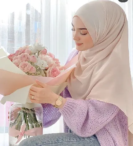 Most beautiful hijab girl profile picture without chador in excellent quality