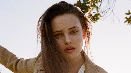 Katherine Langford Background Photo