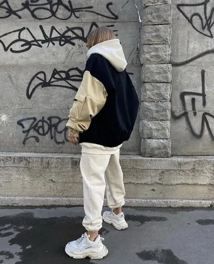 4K sweatpants image for International Sweatpants Day celebration