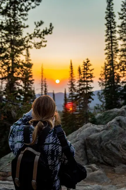 Girl from behind at sunset high quality profile picture