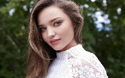 Miranda Kerr Australian model US career photo portrait