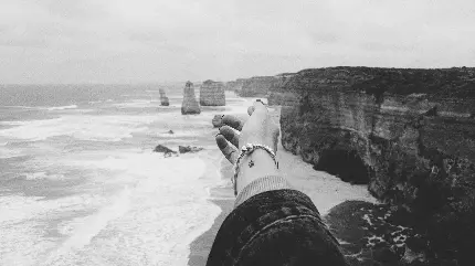 Black and White Girly Style Windows Desktop Wallpaper