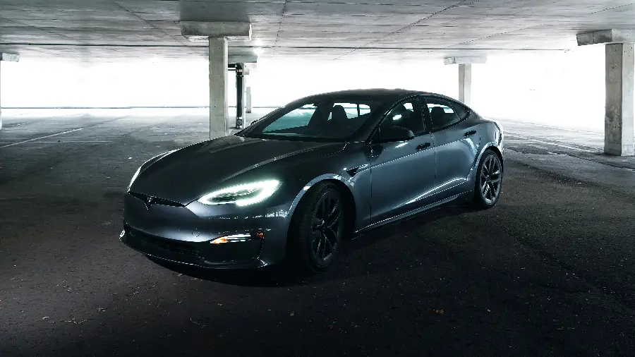 Tesla car wallpaper with the most special color