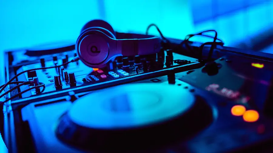 High quality DJ background for profile and wallpaper
