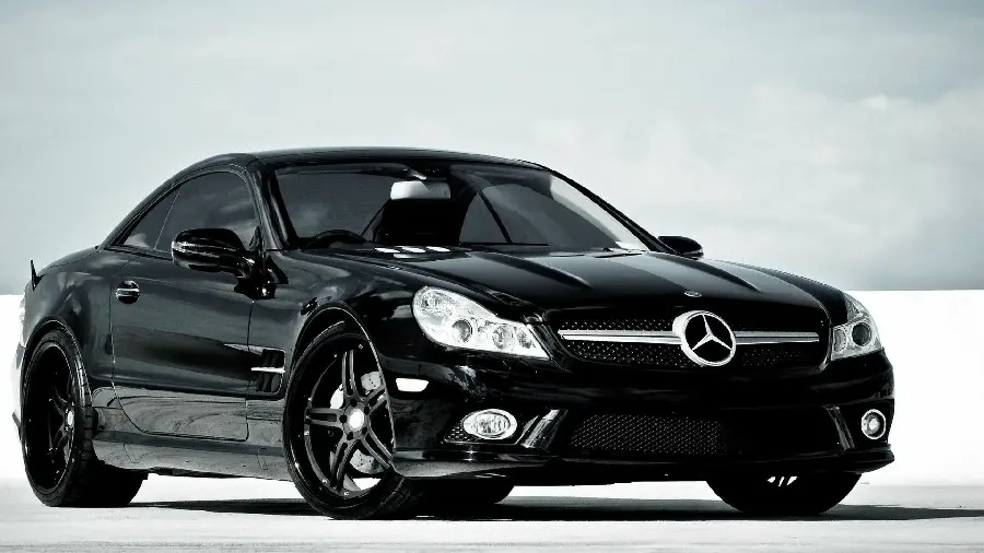 Photo of a Mercedes-Benz car with an attractive black color