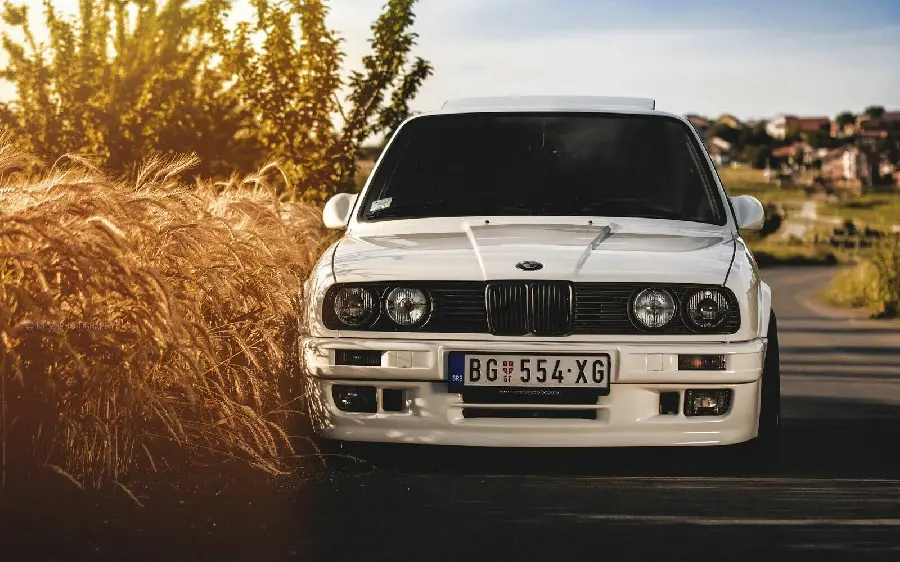 Picture of an old BMW, one of the most attractive cars in the history of cars