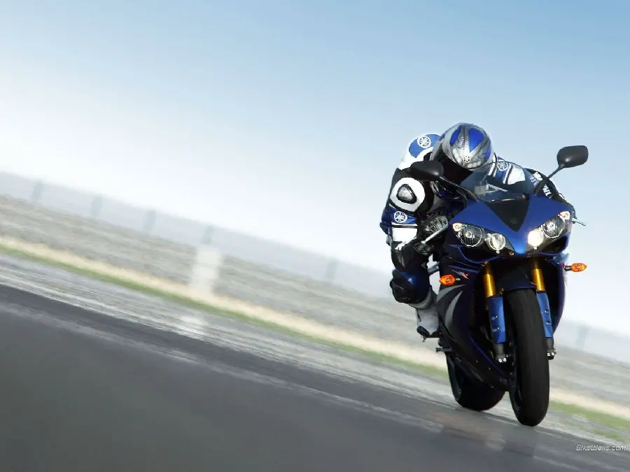 Yamaha motorcycle photo for desktop and computer