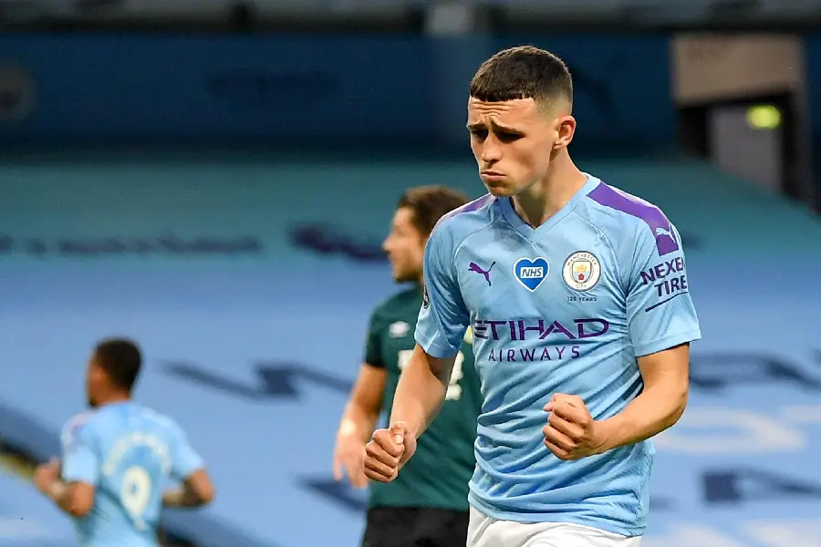 Phil Foden background photo