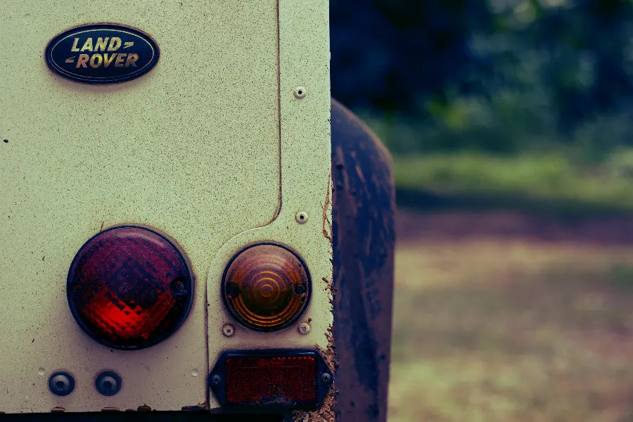 Photo of the taillights and brakes of the Land Rover Defender in Full HD quality