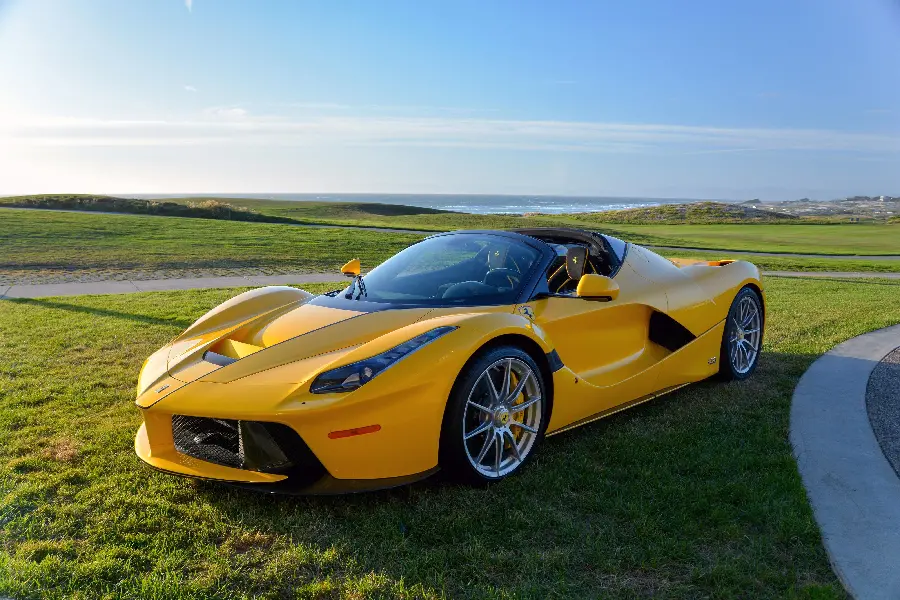 Download Yellow LaFerrari Car Wallpaper