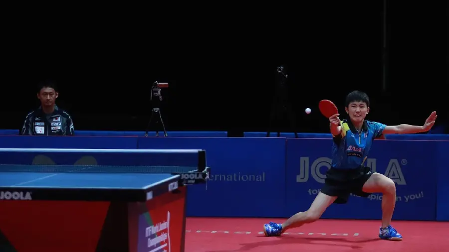 4k photo of table tennis player