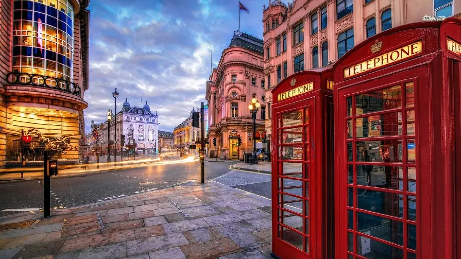 Photo of London for social media profiles