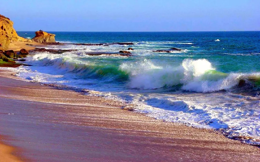 Download sea and beach backgrounds for desktop