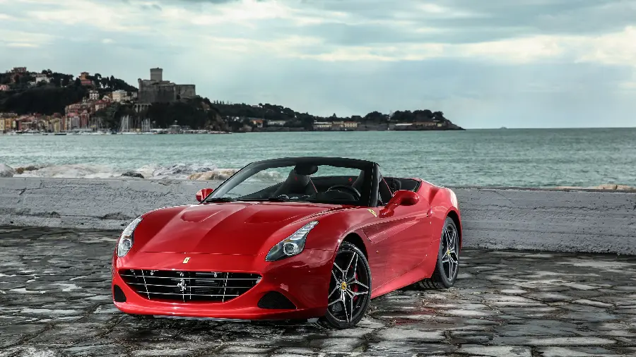 Download the image of the Ferrari California car with a special and attractive red color