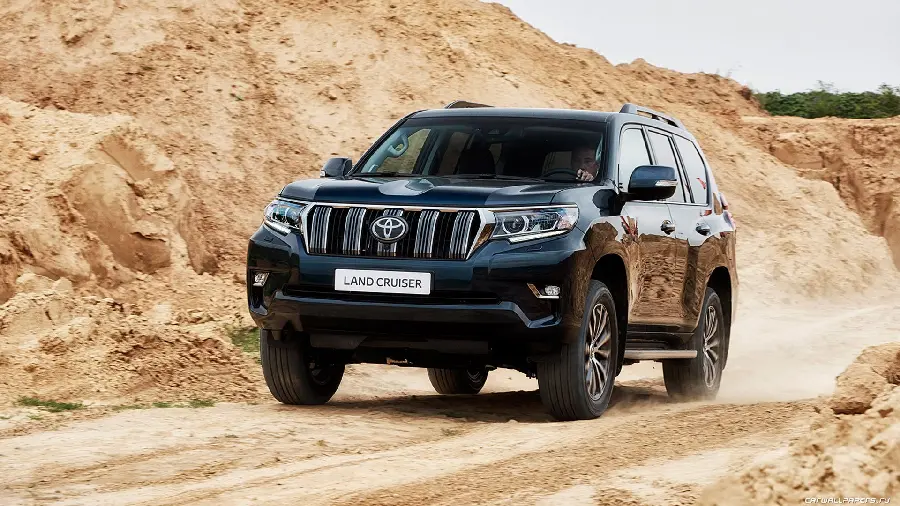 Cool black two-door Prado wallpaper for computer