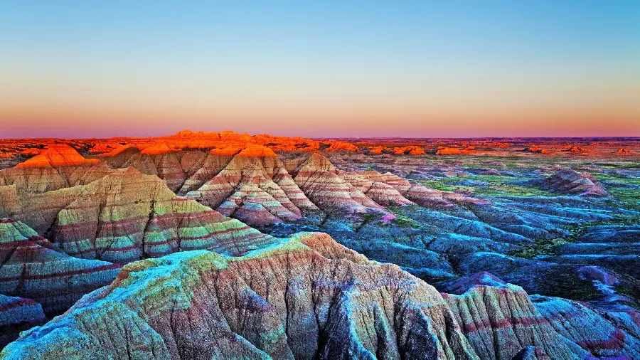 Download incredibly unique and beautiful photo of Badlands National Park