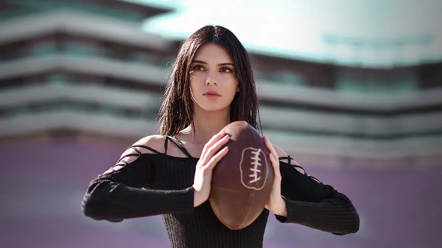 Sweet photo of Kendall Jenner, a famous and beautiful American model, in HD quality