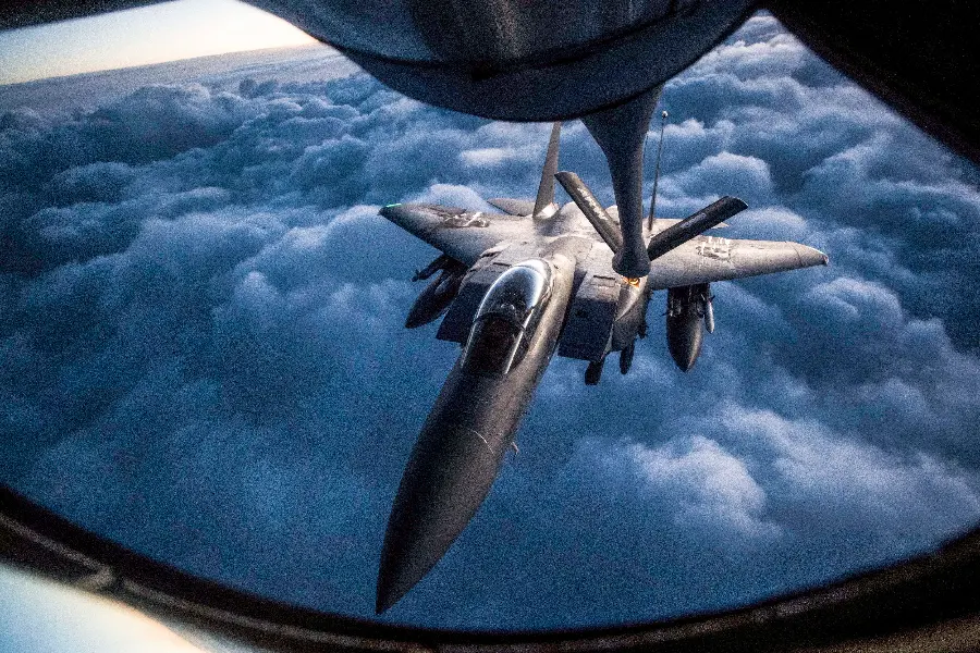 Download the most special photo available from the top of a fighter jet with special quality
