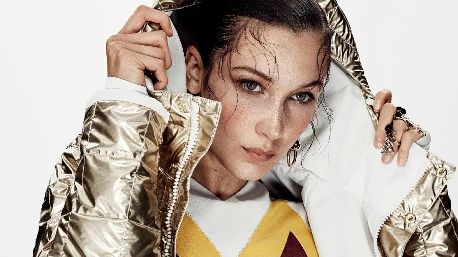 Download Bella Hadid Photo, the Most Beautiful Luxury Model, Well-Formed with Beautiful Eyes