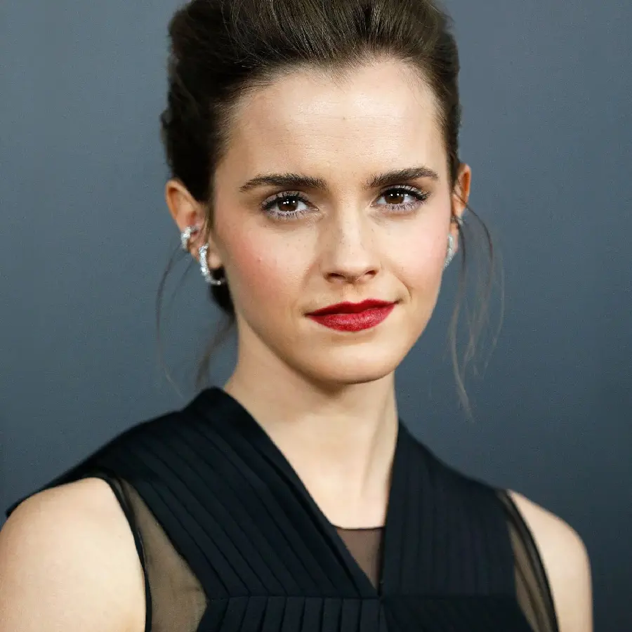 Emma Watson wallpaper for smartphones