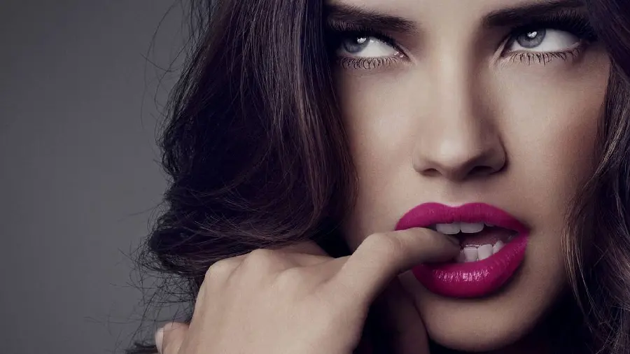 New luxury and special and cool foreign girl profile photo