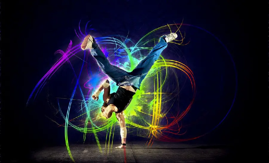 Download high-quality street dance photos with black and dark backgrounds