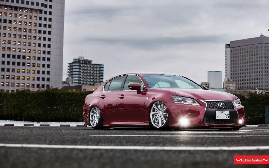 Latest High Quality Lexus GS Sports Car Photo