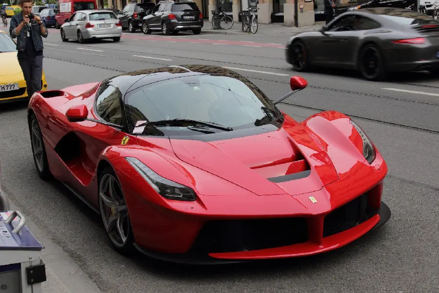 Photo of the LaFerrari car in HD quality
