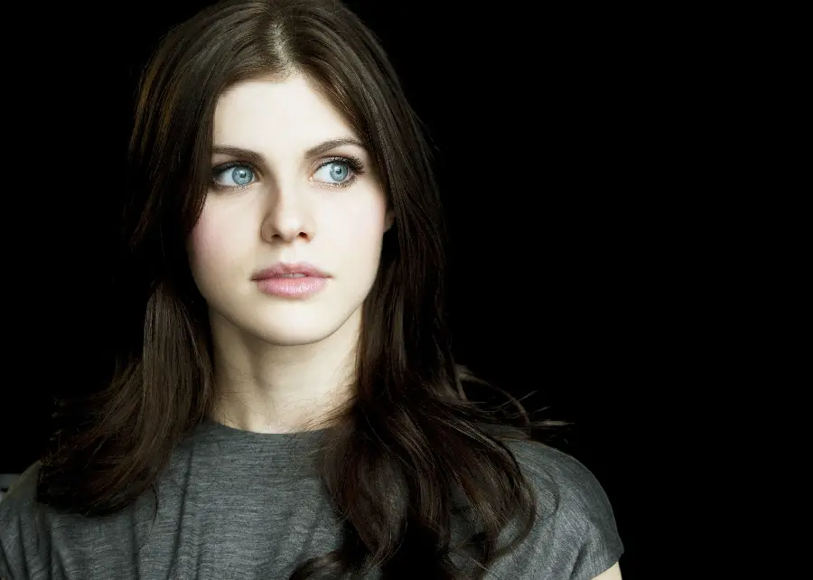 Alexandra Daddario Background with Black Background