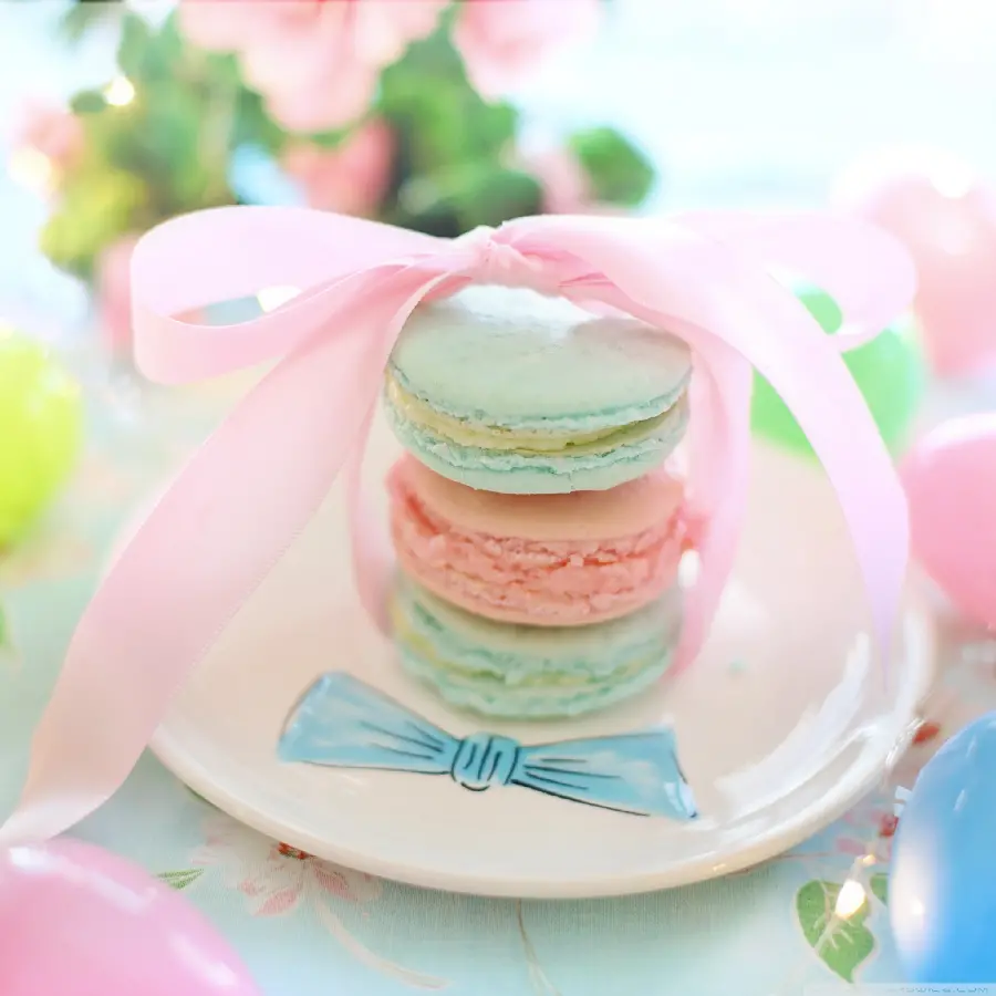 Beautiful photos of macaron decorations with pink ribbons