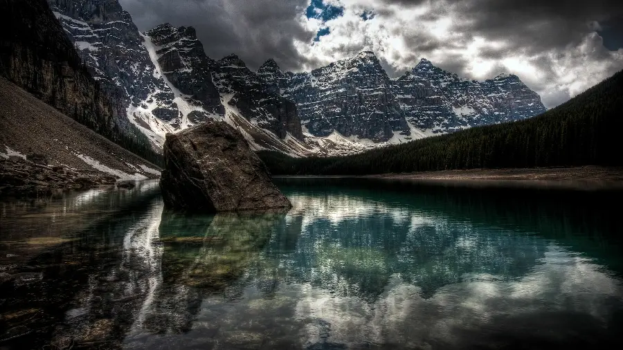 Mountain wallpaper for desktop in full hd quality
