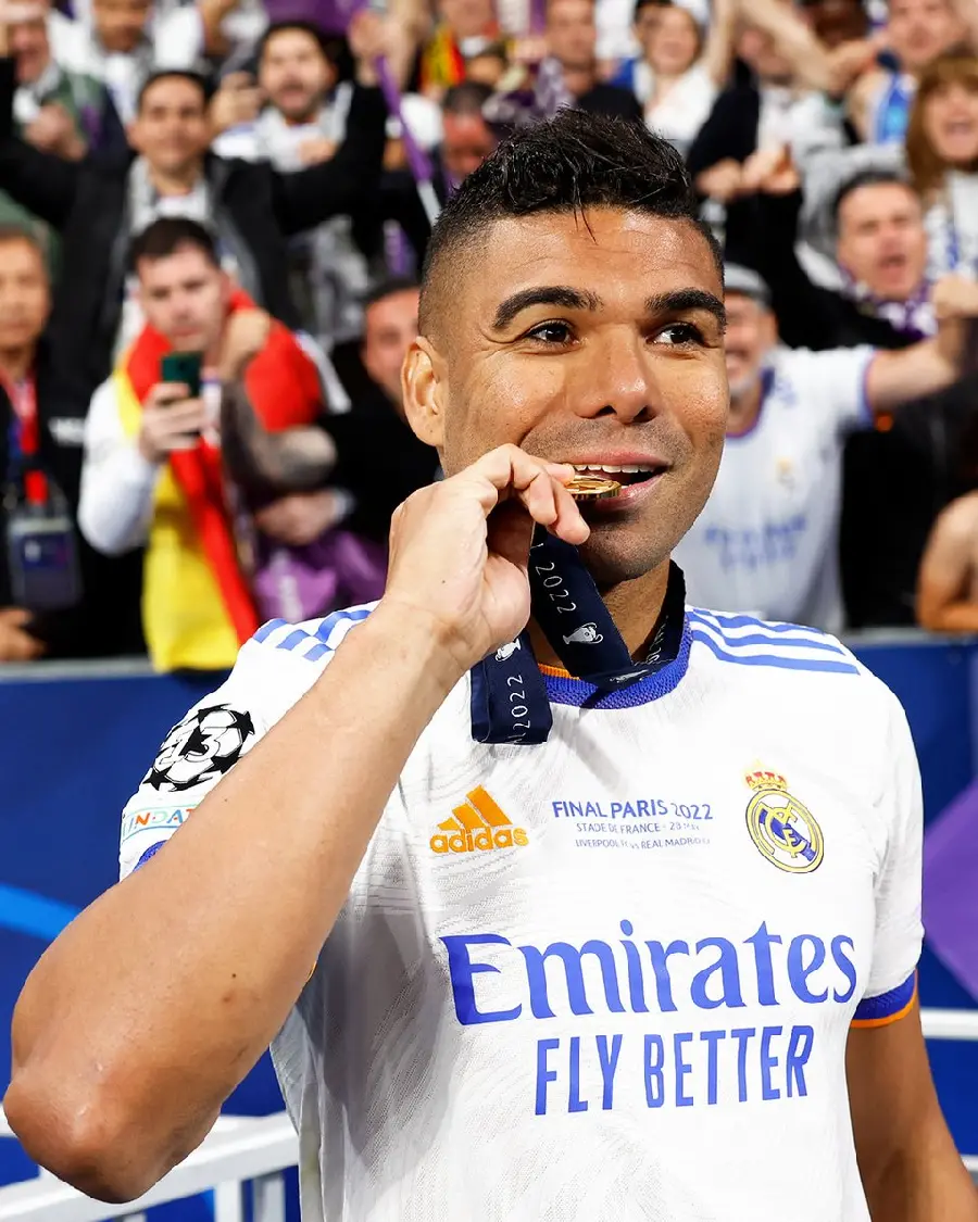 Photo of Carlos Casemiro celebrating in the 2022 Champions League Final