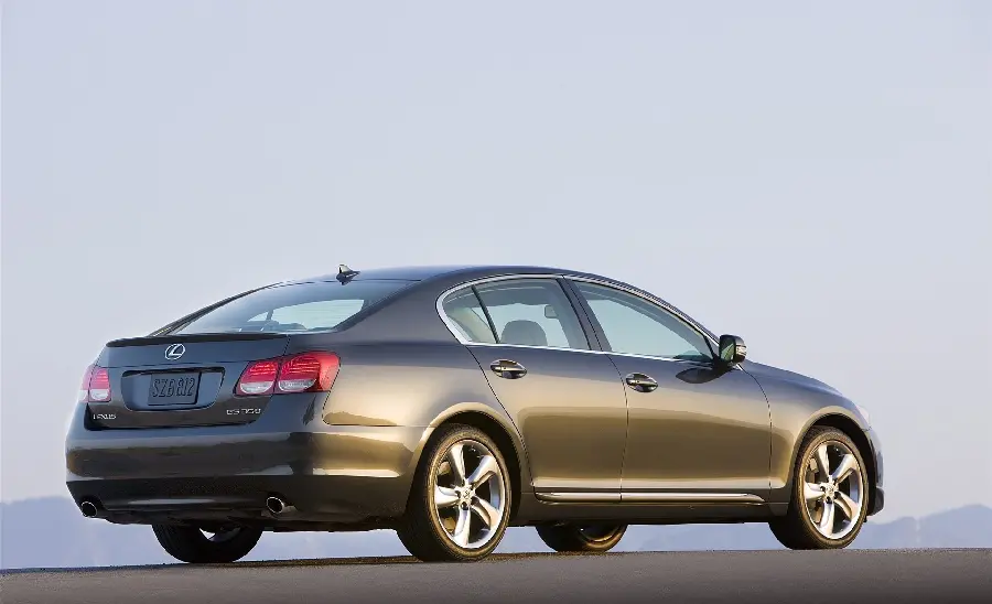 The latest model of the foreign sports car Lexus GS