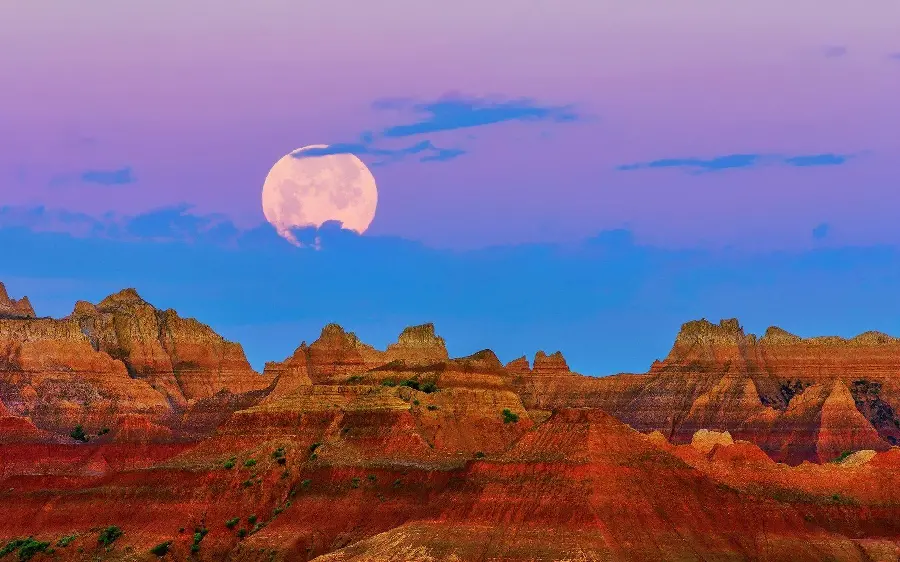 Download photo of Badlands National Park with a beautiful horizon
