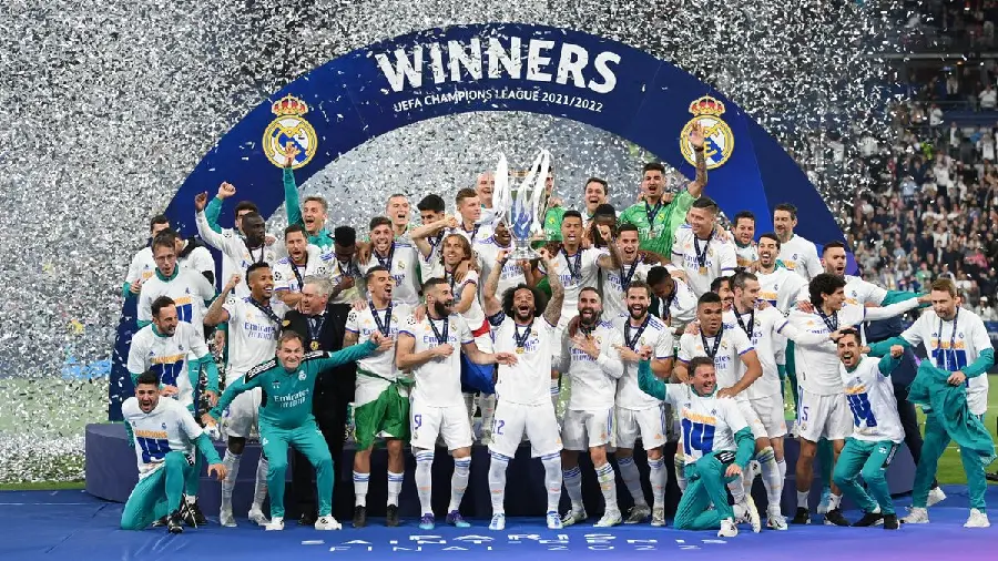 Photo of celebration of Real Madrid's victory in the 2022 Champions League