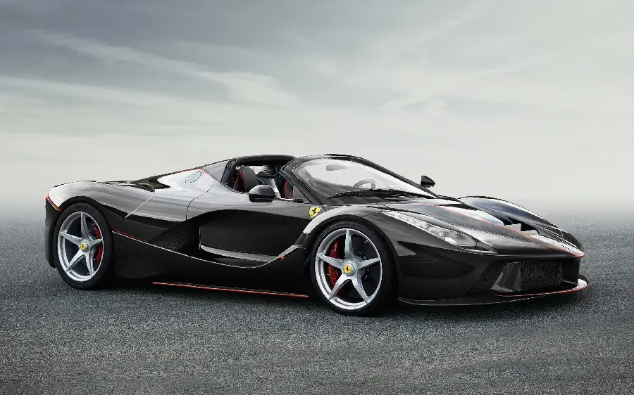 Amazing Ferrari LaFerrari Car Wallpaper for Computer