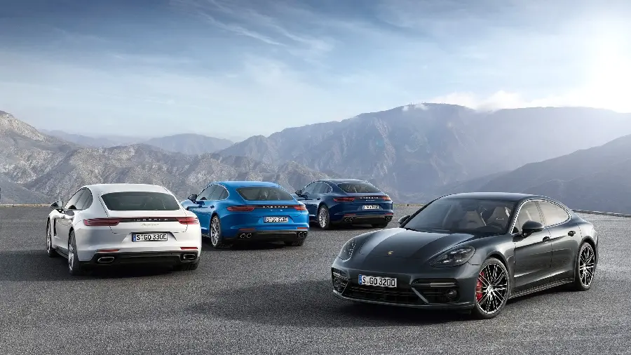 Download background photos and mobile wallpapers of different Porsche Panamera models