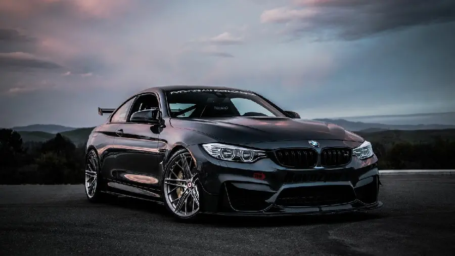 Download high quality BMW car photos for girls and boys
