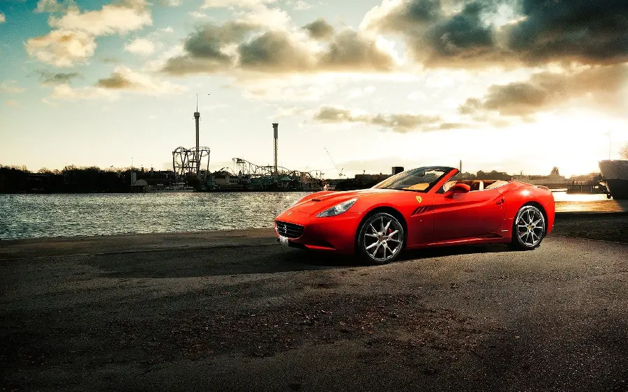 Photo of a Ferrari California car in very good quality for profile and phone background