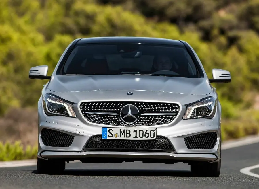 High quality Mercedes-Benz car photo for desktop