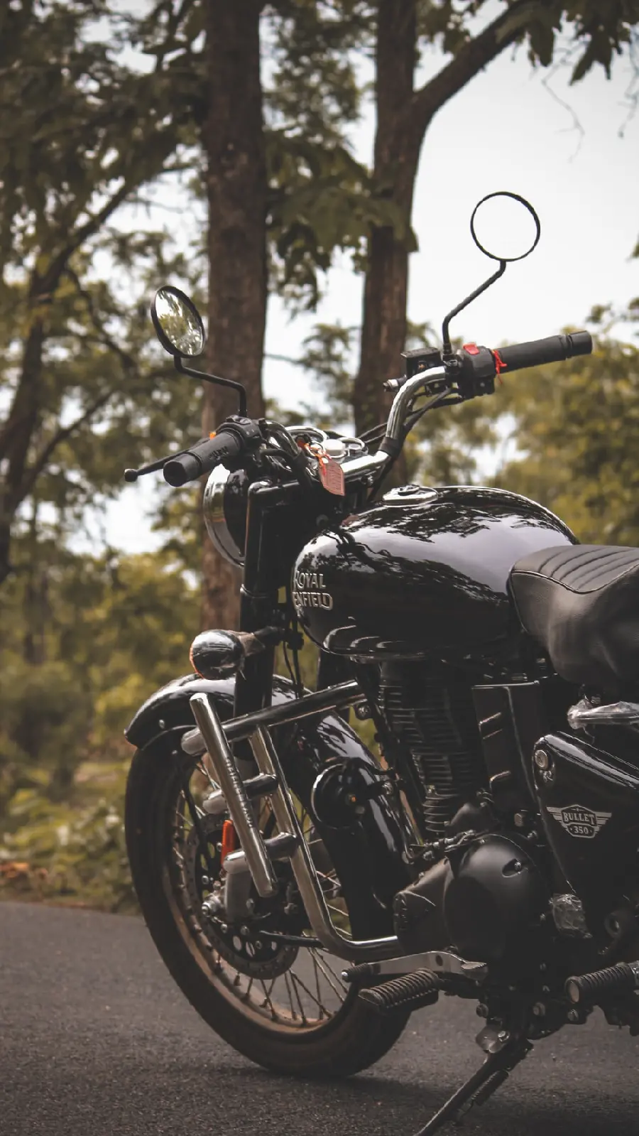 Download high-quality motorcycle wallpaper
