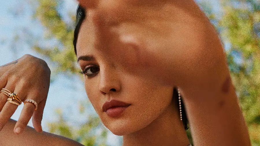 Eiza Gonzalez Profile Picture for Social Media