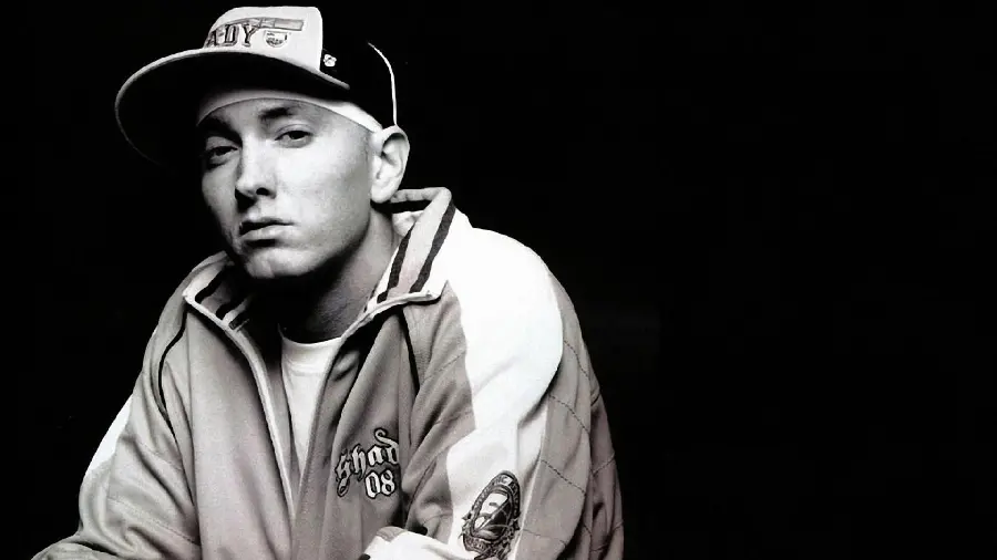 Picture of the most controversial rapper in the world, Eminem, in HD quality