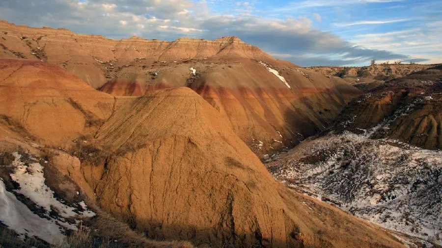 Download photo of hills and rock formations in Badlands National Park