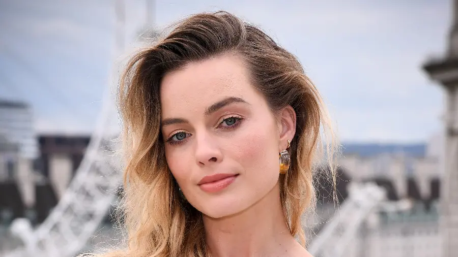Margot Robbie's photo for printing on paper as a poster